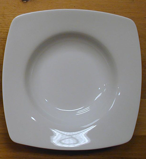 Tallrik djup21x21 cm, Str�mg�rden Hirunni